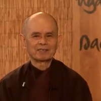 thich-nhat-hanh-2012-06-02
